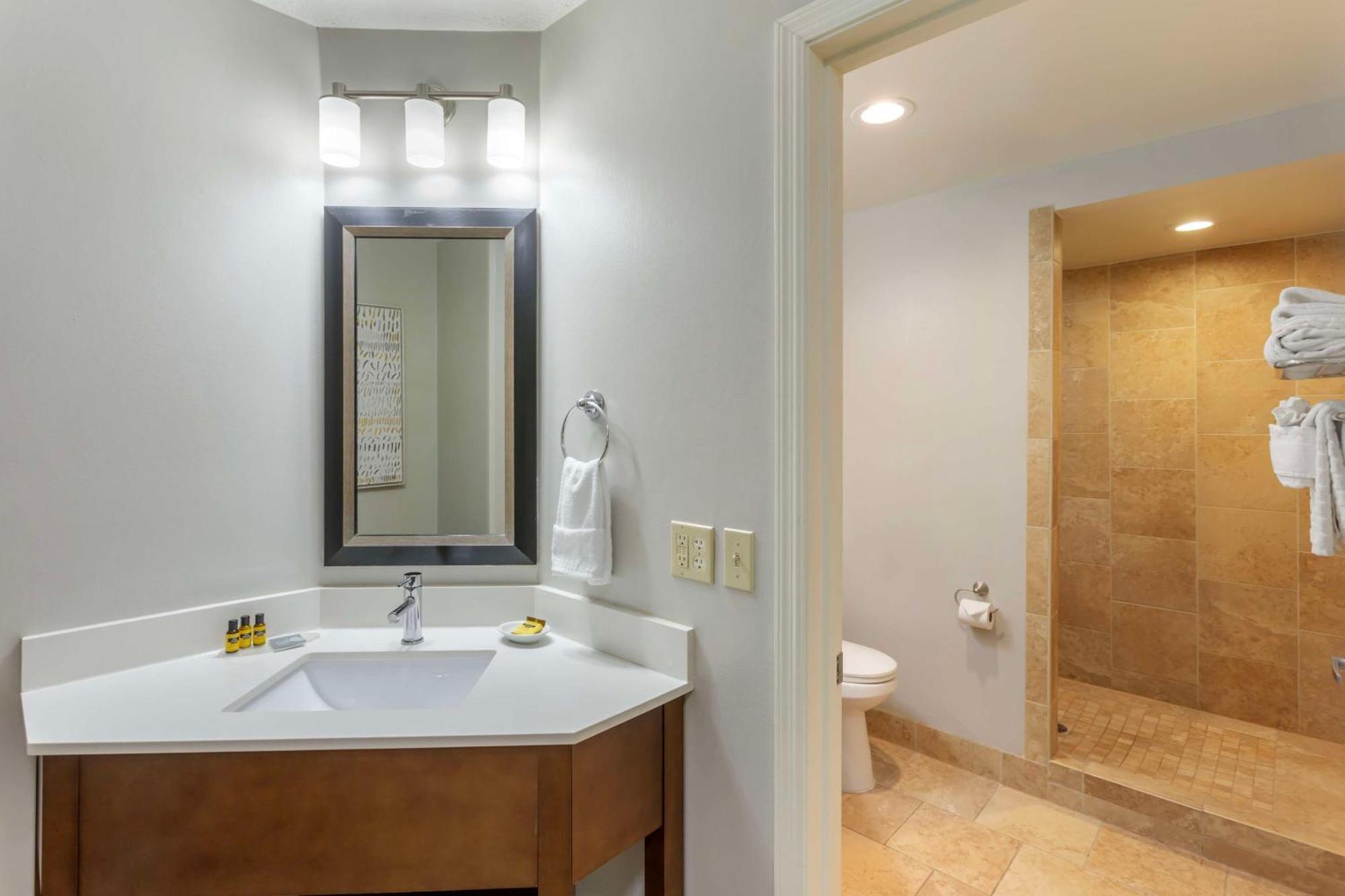 Best Western Plus Cotton Tree Inn North Salt Lake Bagian luar foto